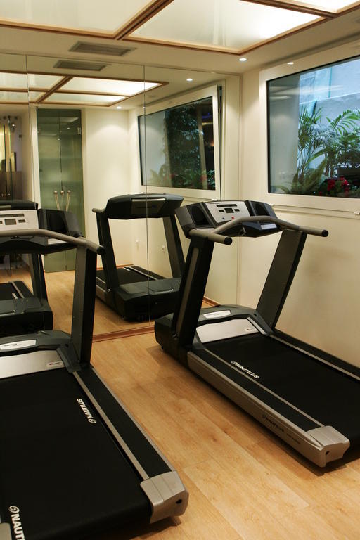 City Hotel Tesalonika Bagian luar foto